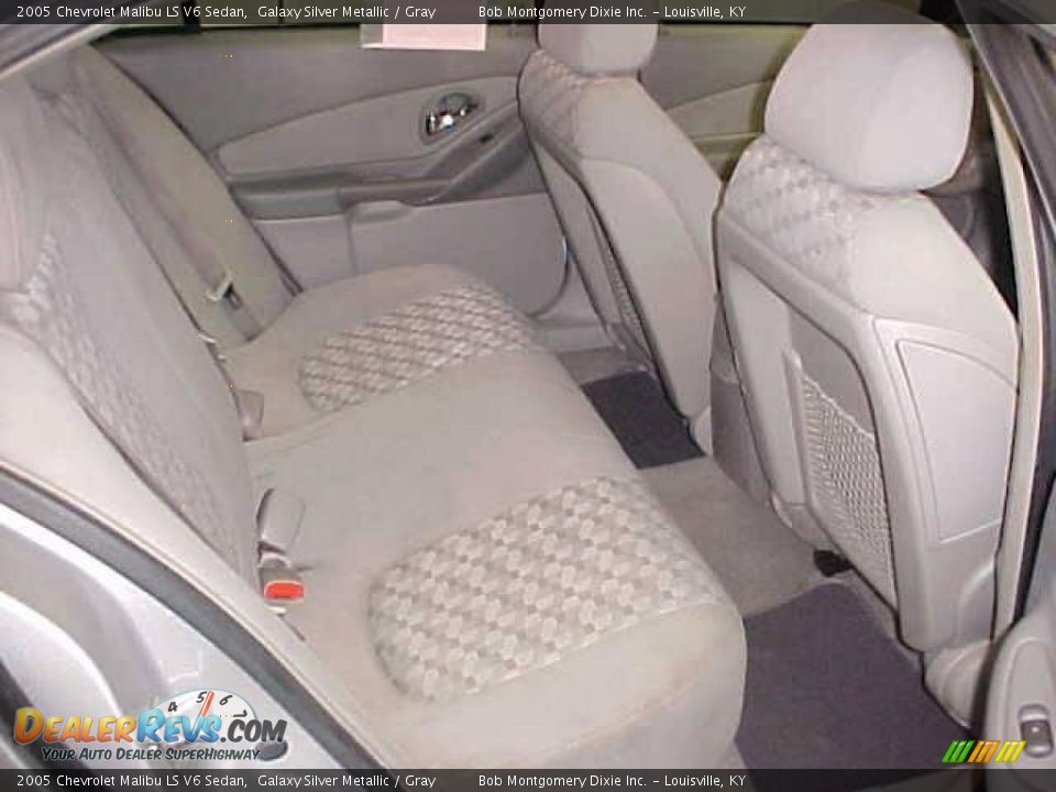 2005 Chevrolet Malibu LS V6 Sedan Galaxy Silver Metallic / Gray Photo #9