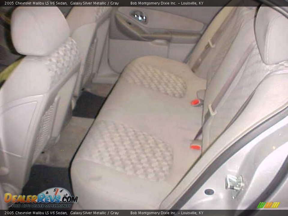 2005 Chevrolet Malibu LS V6 Sedan Galaxy Silver Metallic / Gray Photo #12