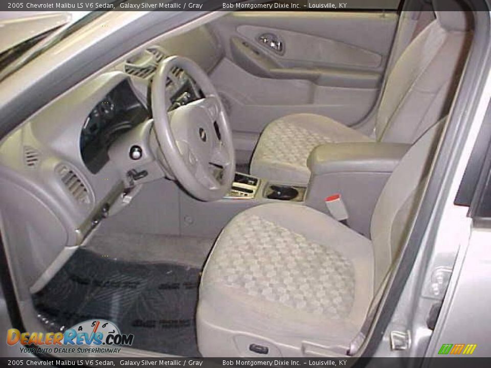 2005 Chevrolet Malibu LS V6 Sedan Galaxy Silver Metallic / Gray Photo #15