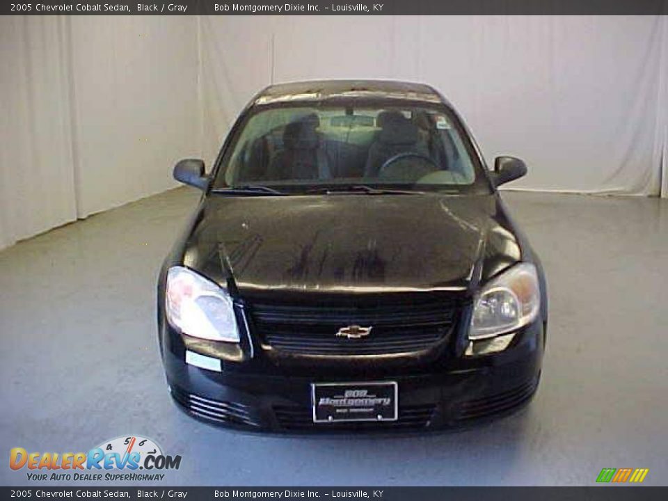 2005 Chevrolet Cobalt Sedan Black / Gray Photo #2