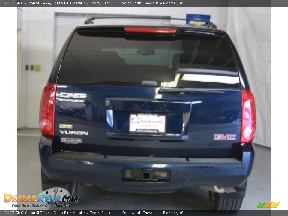 2007 GMC Yukon SLE 4x4 Deep Blue Metallic / Ebony Black Photo #3