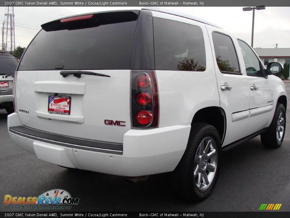 2007 GMC Yukon Denali AWD Summit White / Cocoa/Light Cashmere Photo #4