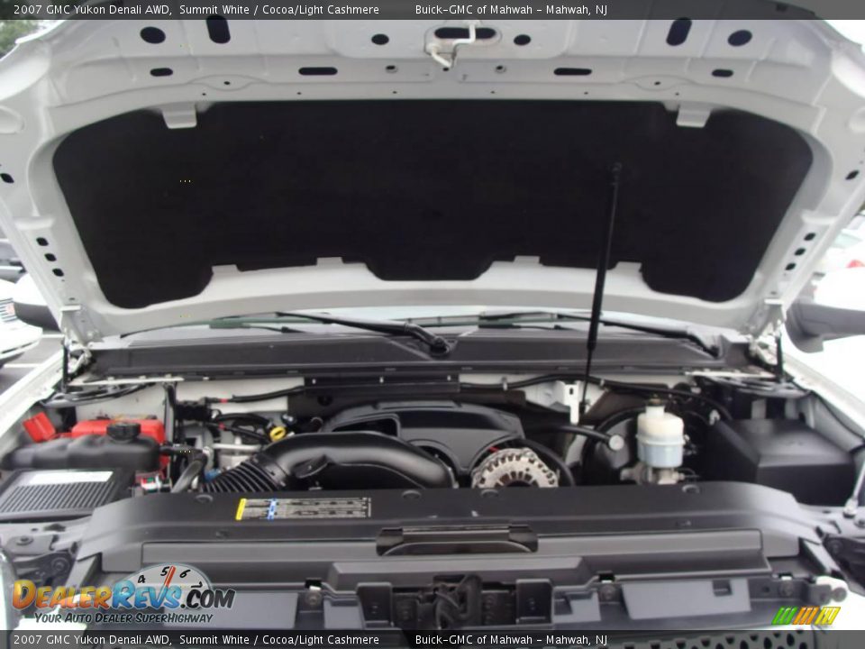 2007 GMC Yukon Denali AWD Summit White / Cocoa/Light Cashmere Photo #29