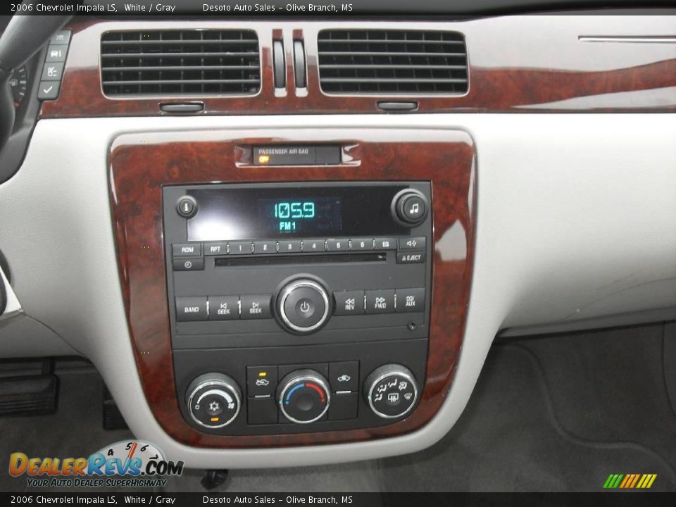 2006 Chevrolet Impala LS White / Gray Photo #11