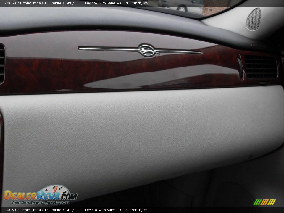 2006 Chevrolet Impala LS White / Gray Photo #12