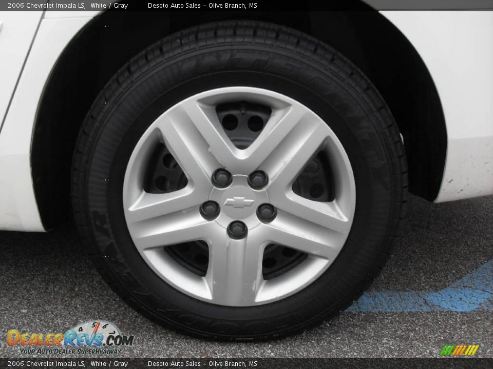 2006 Chevrolet Impala LS White / Gray Photo #17