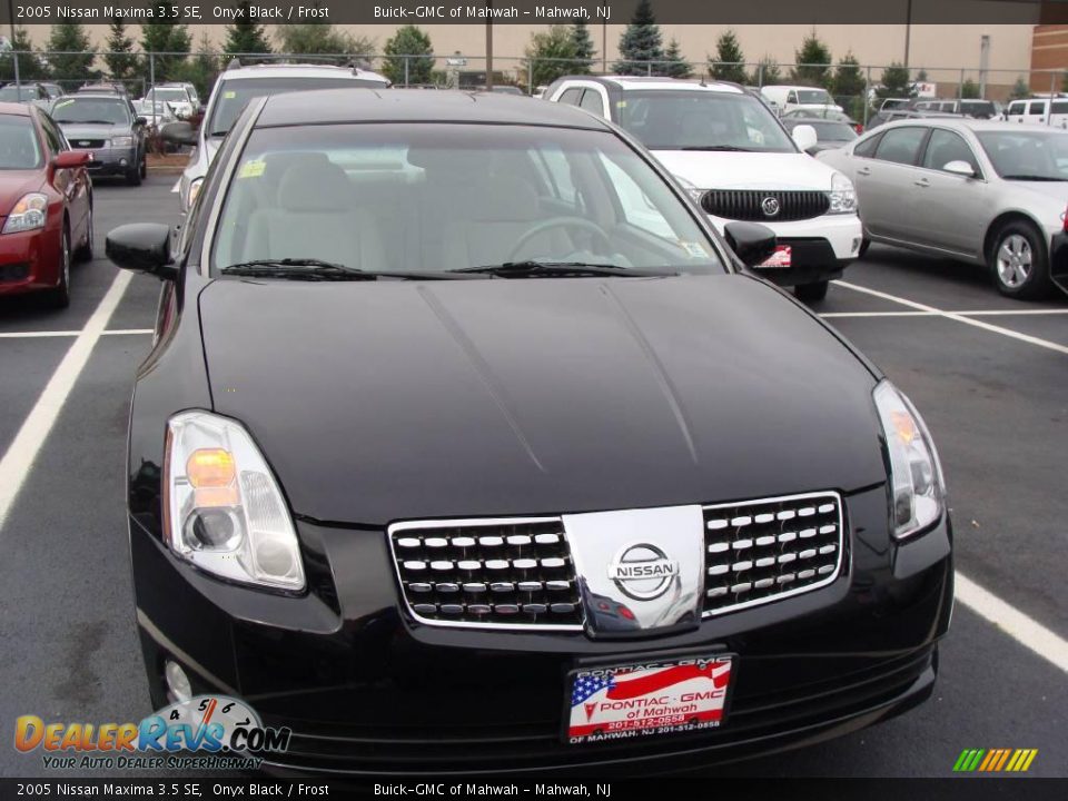2005 Nissan Maxima 3.5 SE Onyx Black / Frost Photo #2