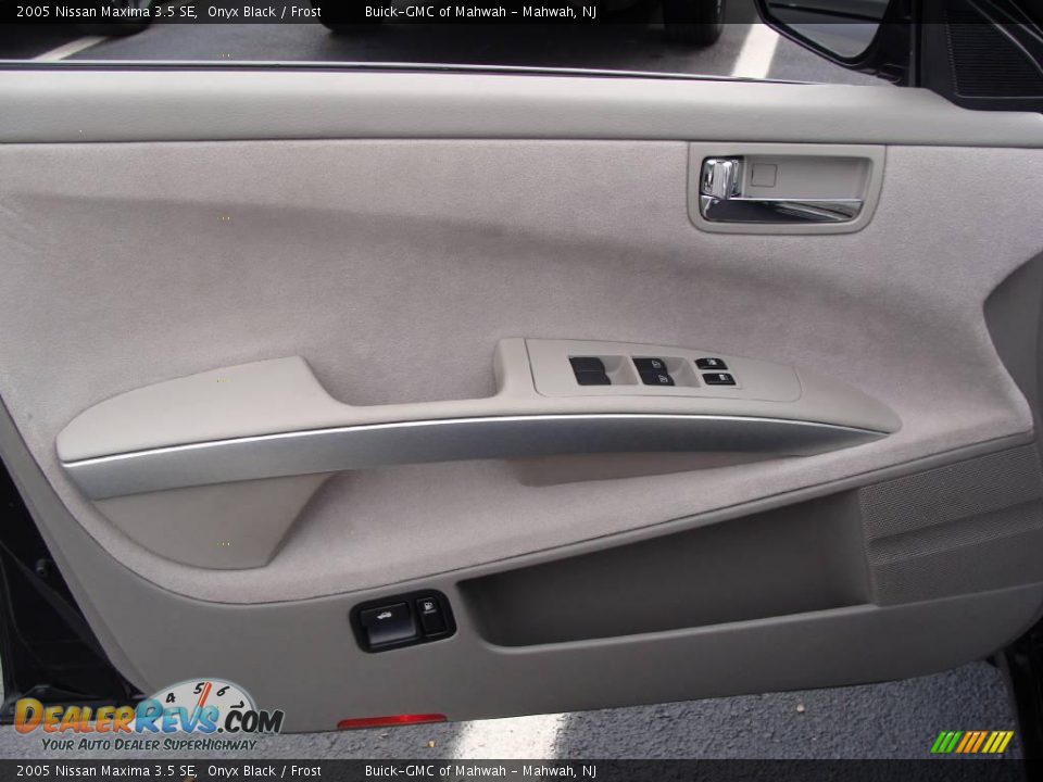 2005 Nissan Maxima 3.5 SE Onyx Black / Frost Photo #10