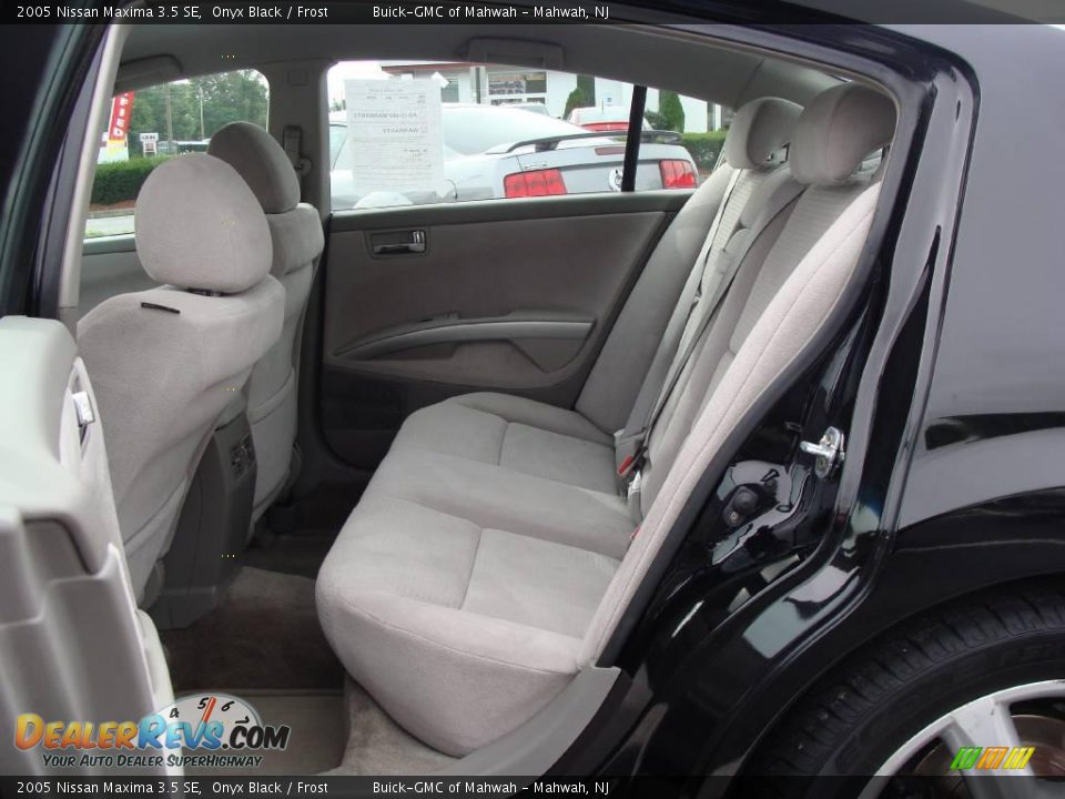 2005 Nissan Maxima 3.5 SE Onyx Black / Frost Photo #17