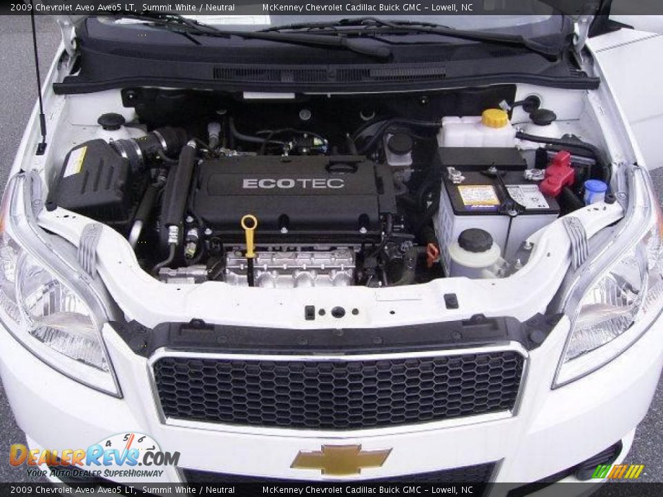 2009 Chevrolet Aveo Aveo5 LT Summit White / Neutral Photo #17