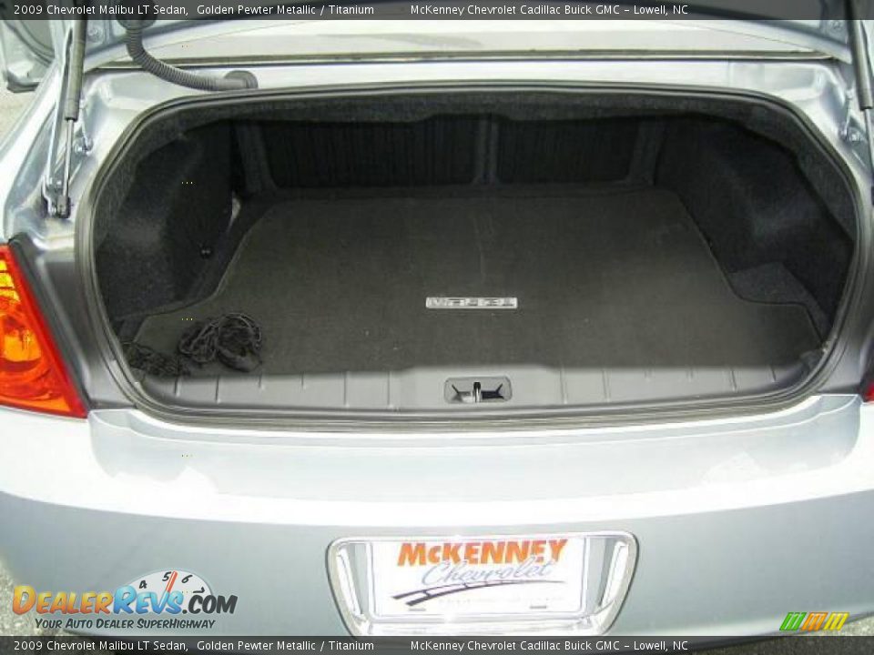 2009 Chevrolet Malibu LT Sedan Golden Pewter Metallic / Titanium Photo #13