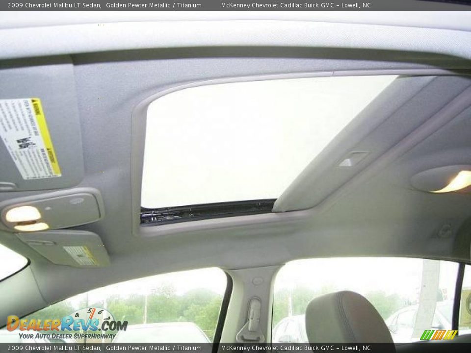 2009 Chevrolet Malibu LT Sedan Golden Pewter Metallic / Titanium Photo #22