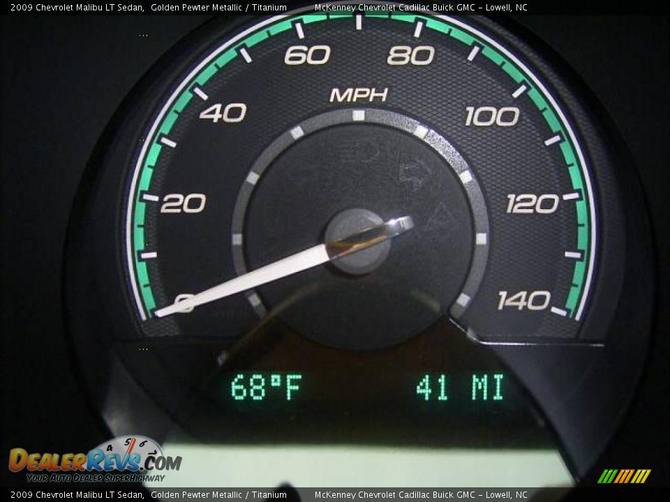 2009 Chevrolet Malibu LT Sedan Golden Pewter Metallic / Titanium Photo #25