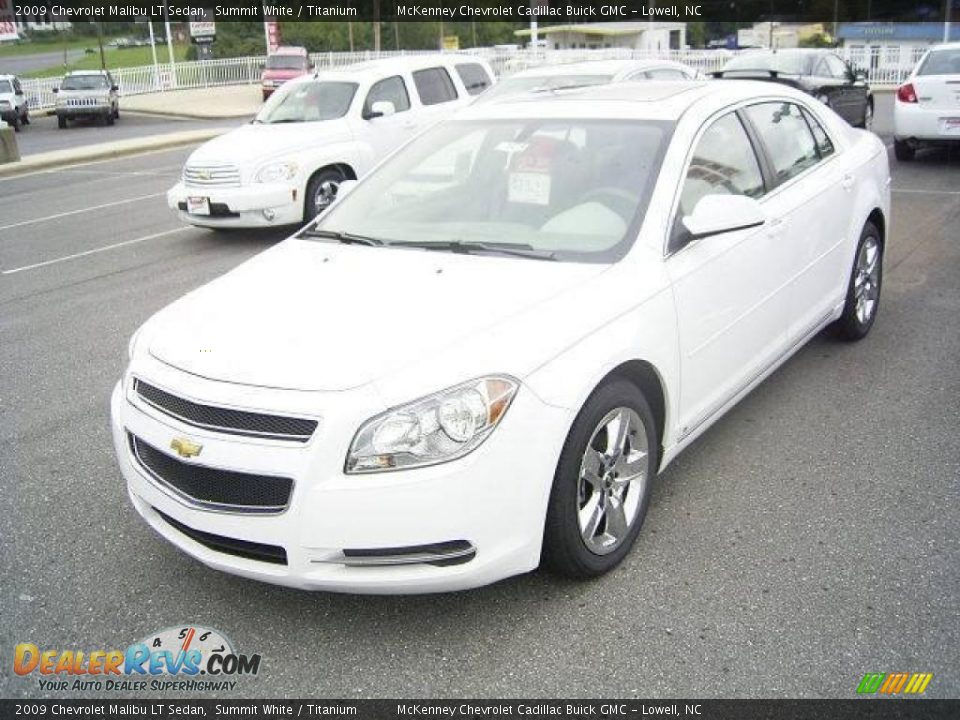 2009 Chevrolet Malibu LT Sedan Summit White / Titanium Photo #1