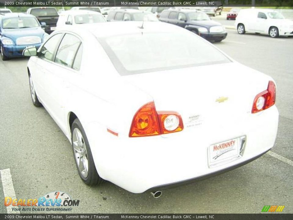 2009 Chevrolet Malibu LT Sedan Summit White / Titanium Photo #2