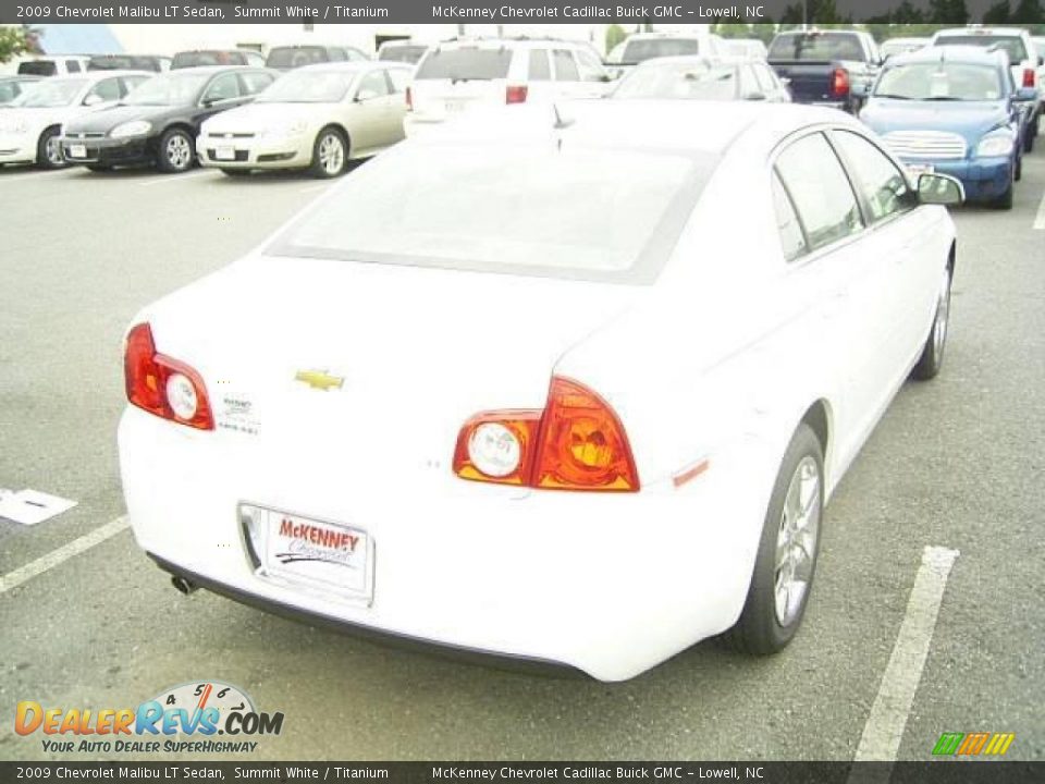 2009 Chevrolet Malibu LT Sedan Summit White / Titanium Photo #4