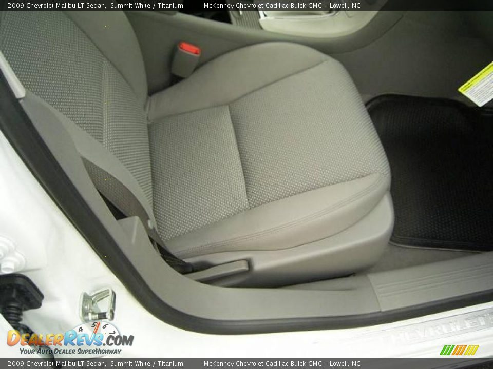 2009 Chevrolet Malibu LT Sedan Summit White / Titanium Photo #13