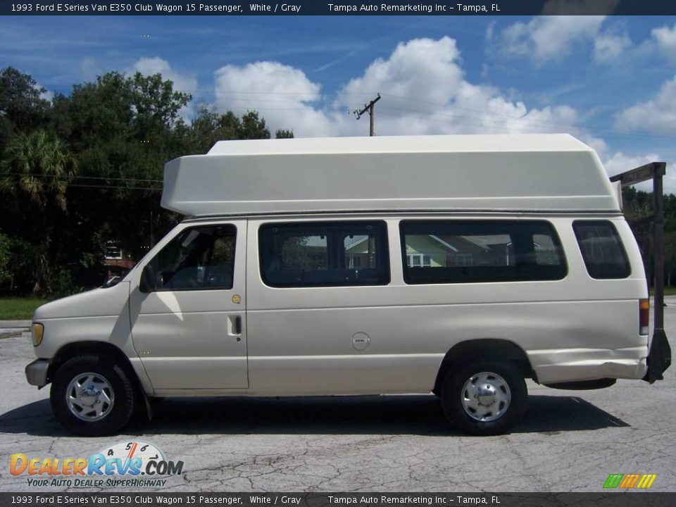 1993 Ford E Series Van E350 Club Wagon 15 Passenger White / Gray Photo #8