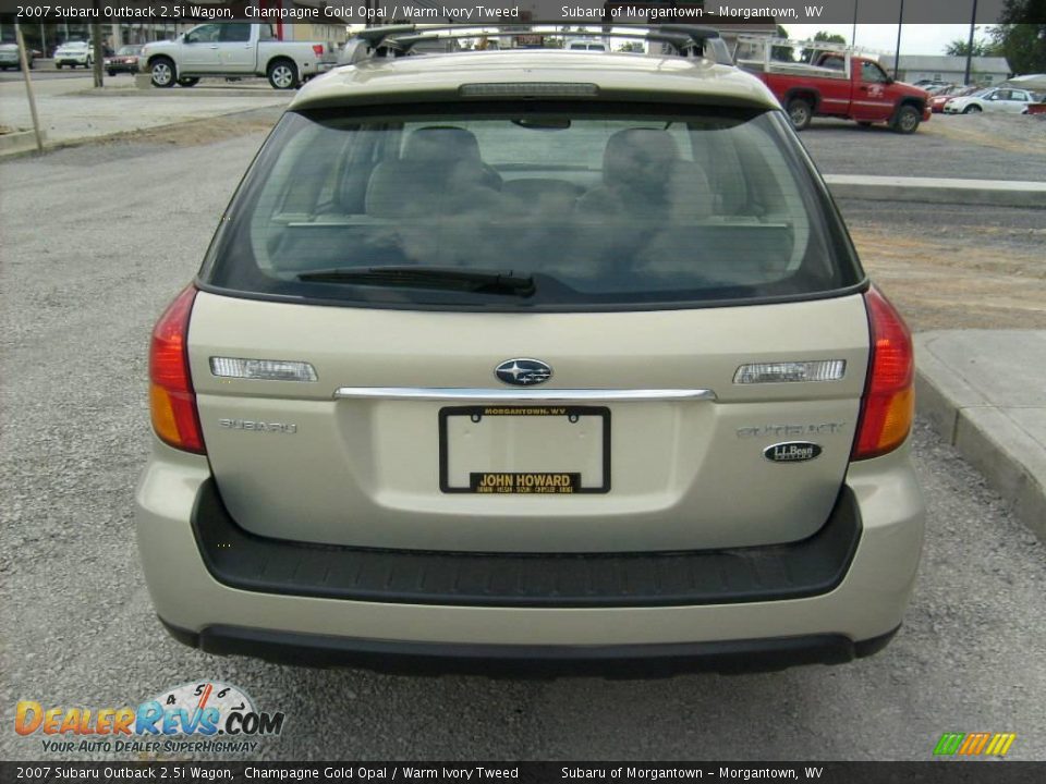 2007 Subaru Outback 2.5i Wagon Champagne Gold Opal / Warm Ivory Tweed Photo #4