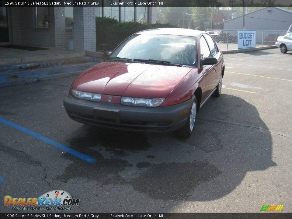 1996 Saturn S Series SL1 Sedan Medium Red / Gray Photo #3