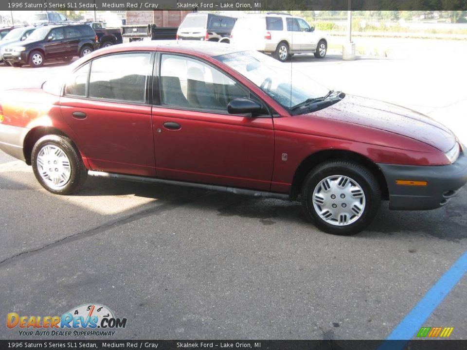 1996 Saturn S Series SL1 Sedan Medium Red / Gray Photo #7