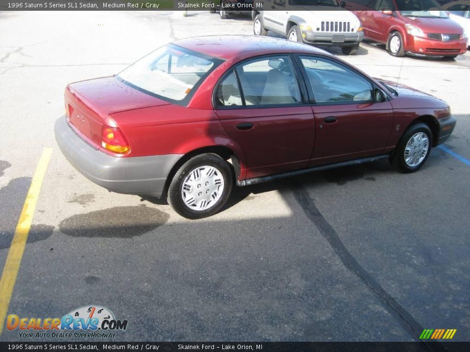 1996 Saturn S Series SL1 Sedan Medium Red / Gray Photo #9