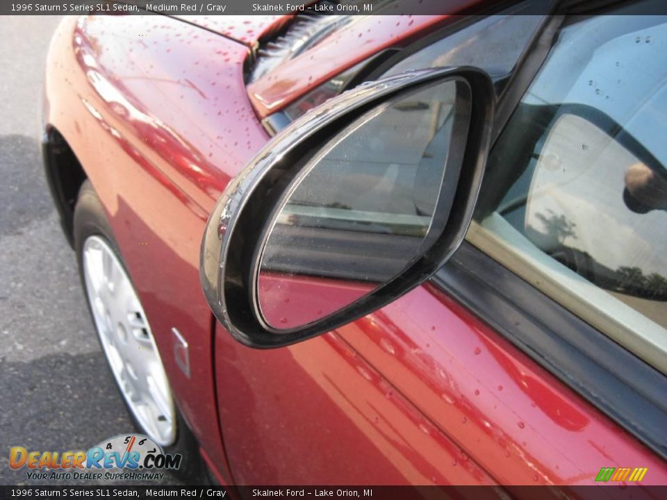 1996 Saturn S Series SL1 Sedan Medium Red / Gray Photo #17