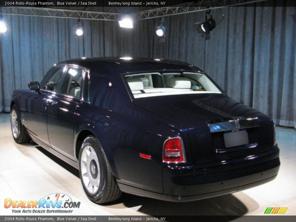 2004 Rolls-Royce Phantom Blue Velvet / Sea Shell Photo #2