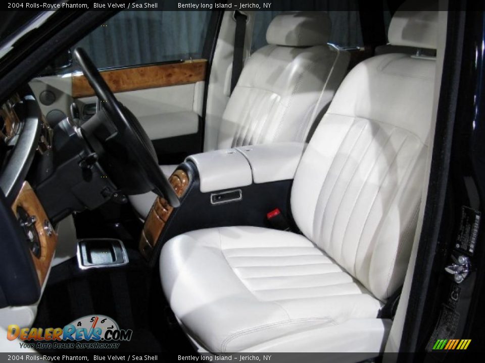 2004 Rolls-Royce Phantom Blue Velvet / Sea Shell Photo #5