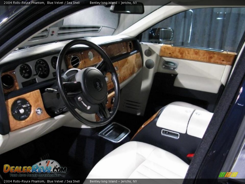 2004 Rolls-Royce Phantom Blue Velvet / Sea Shell Photo #7