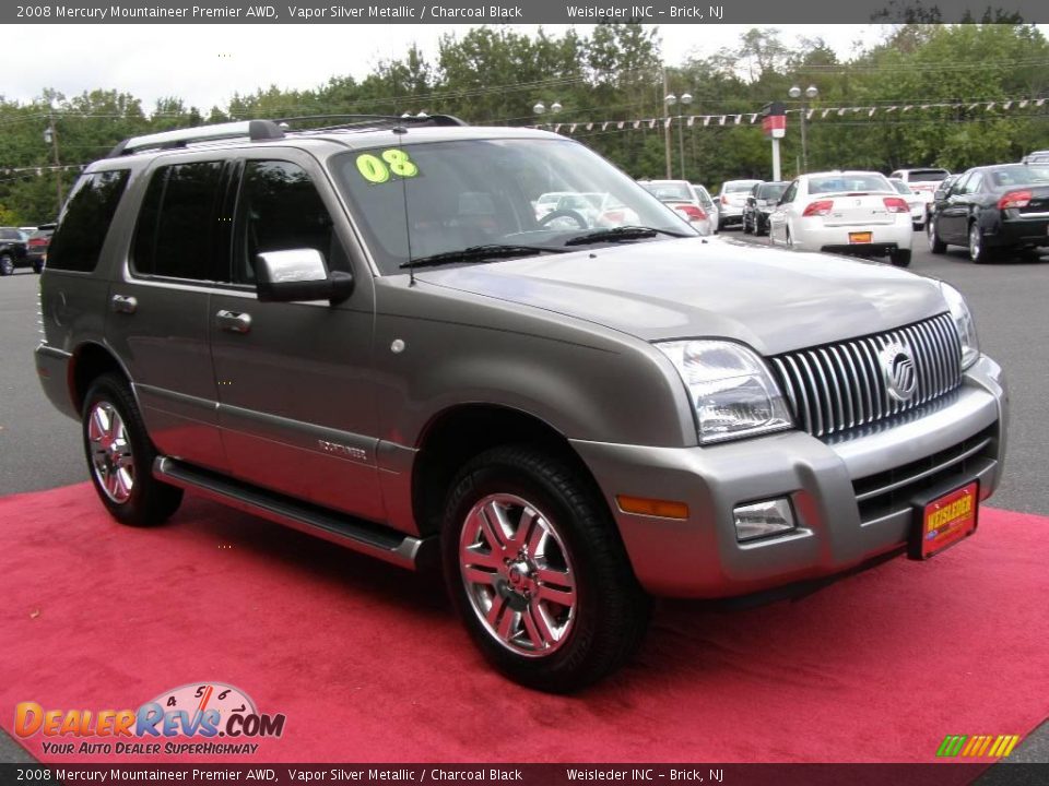 2008 Mercury Mountaineer Premier AWD Vapor Silver Metallic / Charcoal Black Photo #3