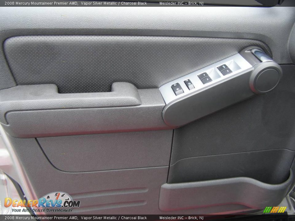 2008 Mercury Mountaineer Premier AWD Vapor Silver Metallic / Charcoal Black Photo #13