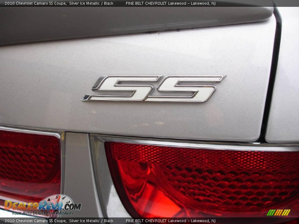 2010 Chevrolet Camaro SS Coupe Silver Ice Metallic / Black Photo #18