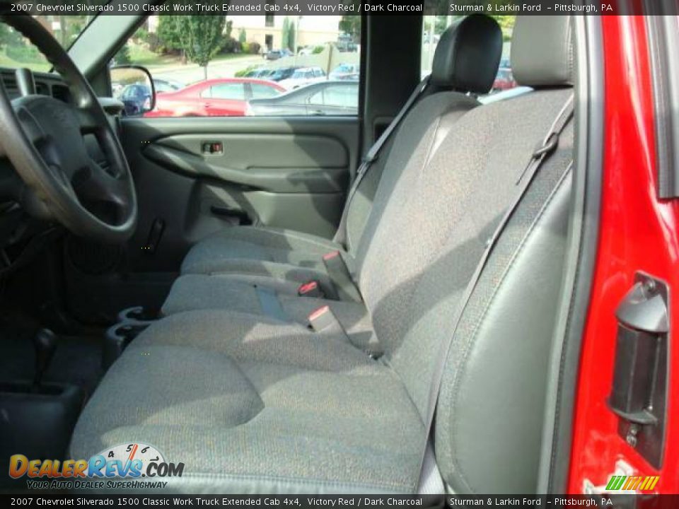 2007 Chevrolet Silverado 1500 Classic Work Truck Extended Cab 4x4 Victory Red / Dark Charcoal Photo #11
