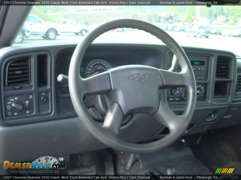 2007 Chevrolet Silverado 1500 Classic Work Truck Extended Cab 4x4 Victory Red / Dark Charcoal Photo #13