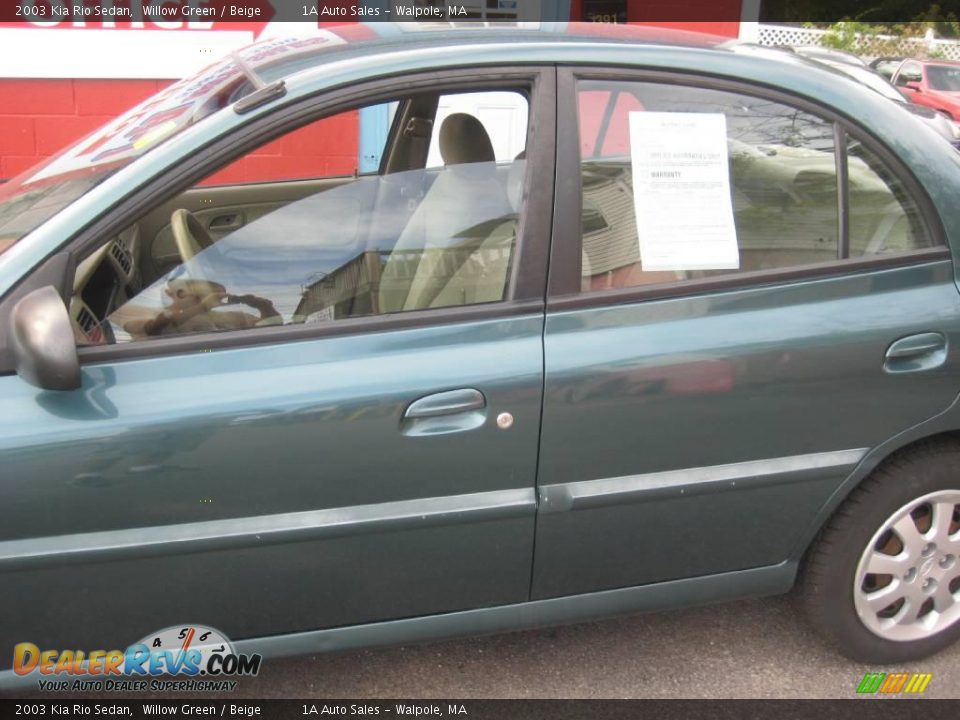 2003 Kia Rio Sedan Willow Green / Beige Photo #9