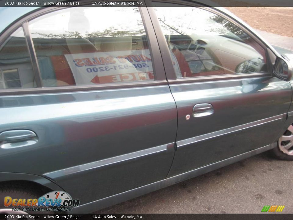 2003 Kia Rio Sedan Willow Green / Beige Photo #15