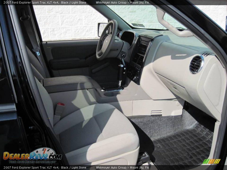2007 Ford Explorer Sport Trac XLT 4x4 Black / Light Stone Photo #5