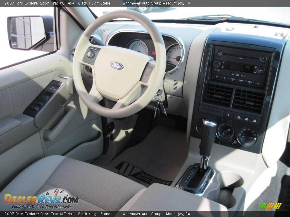 2007 Ford Explorer Sport Trac XLT 4x4 Black / Light Stone Photo #7