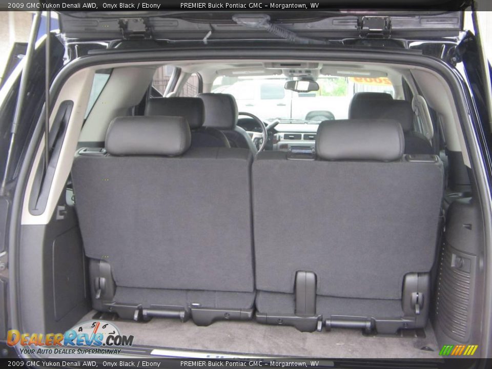 2009 GMC Yukon Denali AWD Onyx Black / Ebony Photo #10