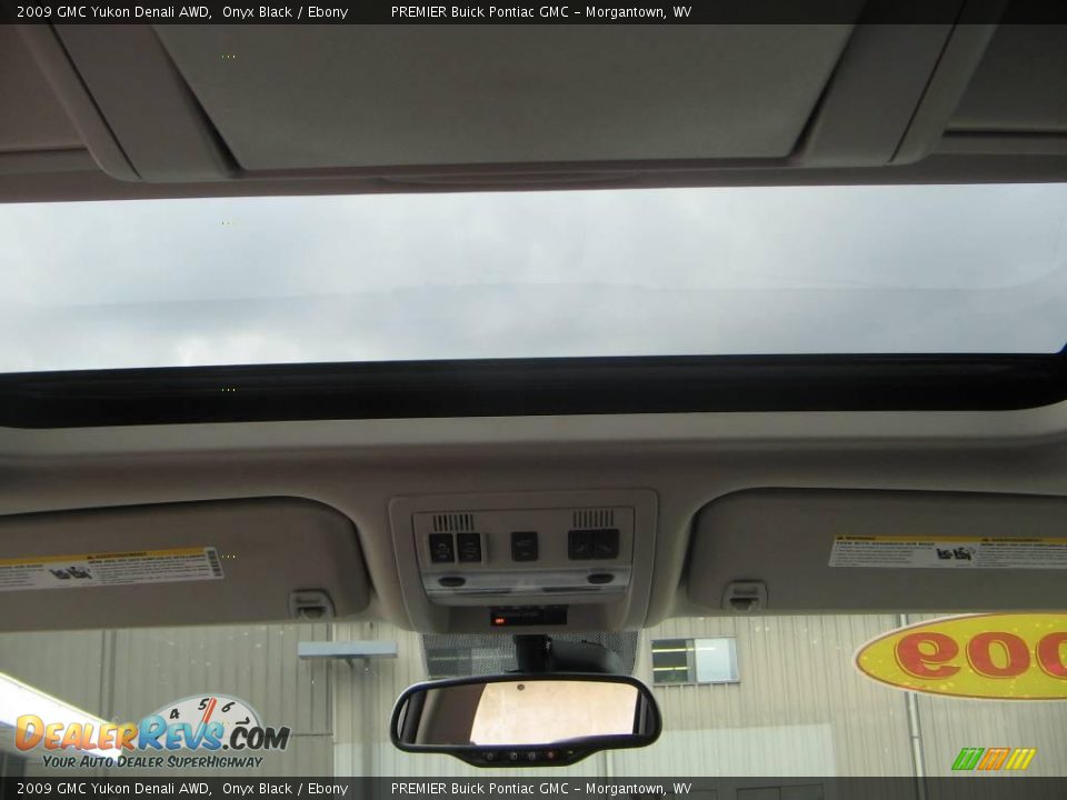 2009 GMC Yukon Denali AWD Onyx Black / Ebony Photo #15