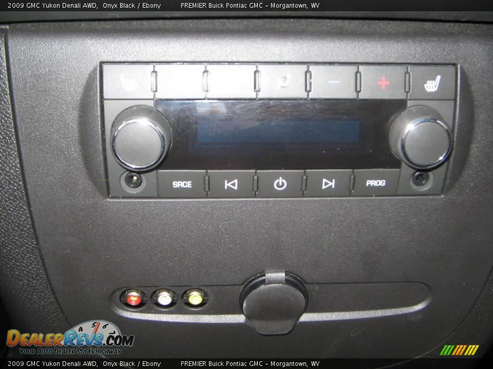 2009 GMC Yukon Denali AWD Onyx Black / Ebony Photo #17