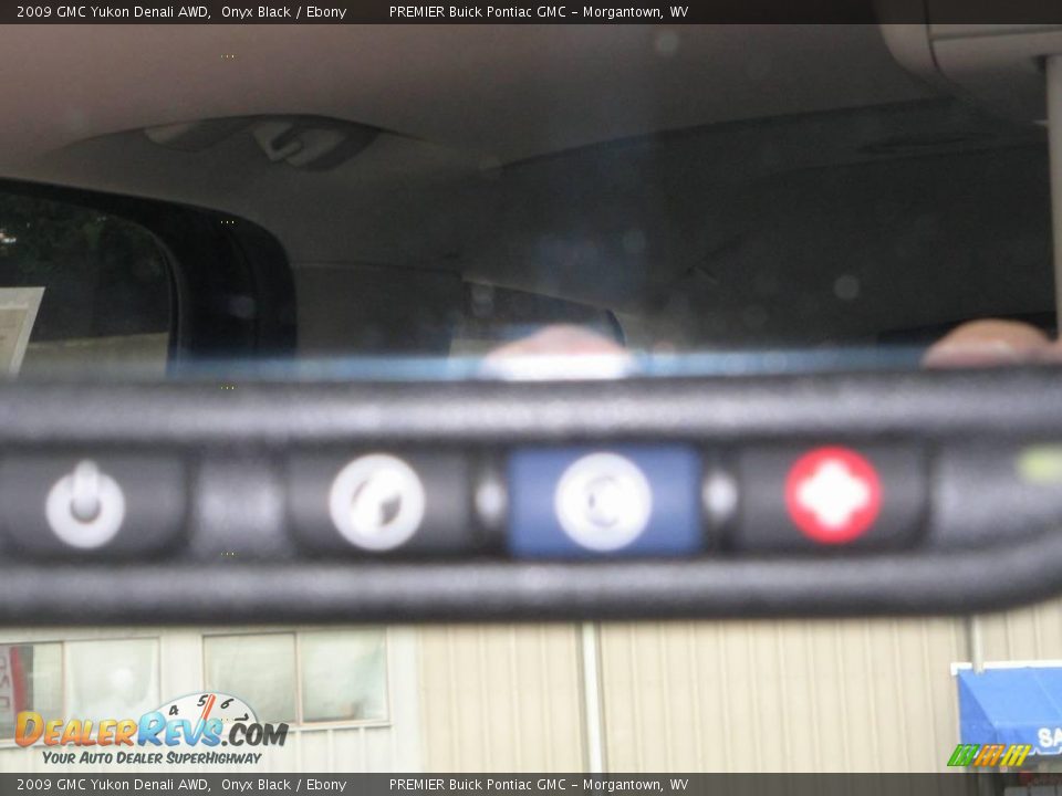 2009 GMC Yukon Denali AWD Onyx Black / Ebony Photo #22