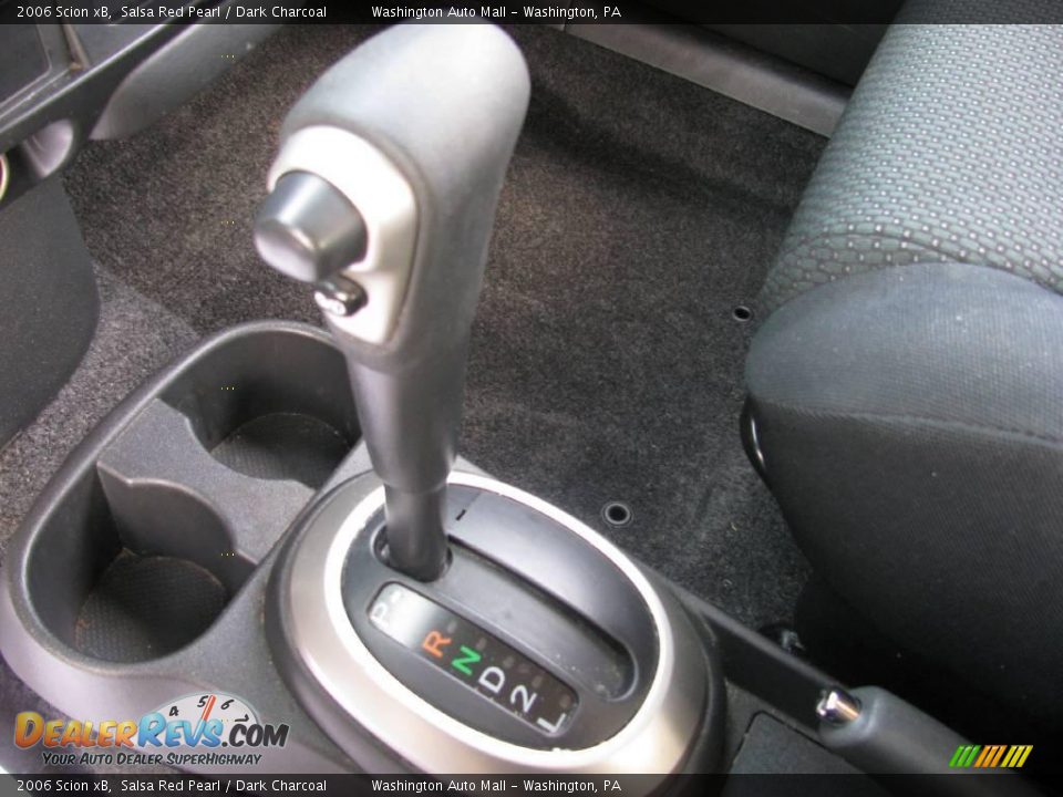 2006 Scion xB Salsa Red Pearl / Dark Charcoal Photo #16