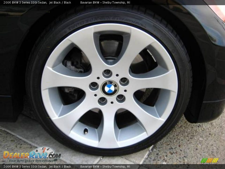 2006 BMW 3 Series 330i Sedan Jet Black / Black Photo #10