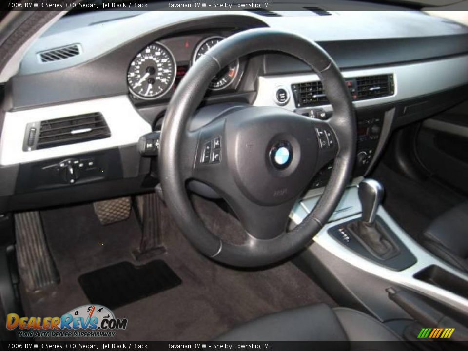 2006 BMW 3 Series 330i Sedan Jet Black / Black Photo #13