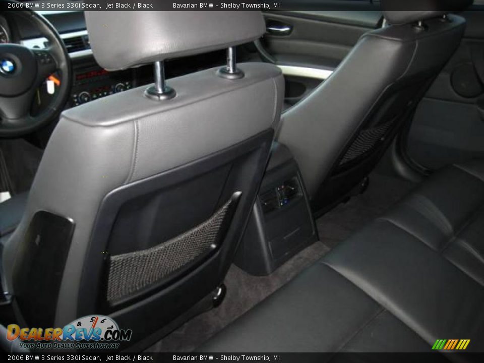 2006 BMW 3 Series 330i Sedan Jet Black / Black Photo #15
