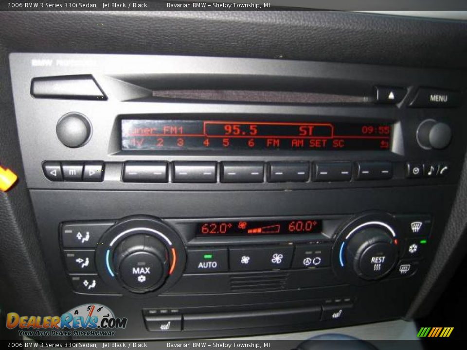2006 BMW 3 Series 330i Sedan Jet Black / Black Photo #19