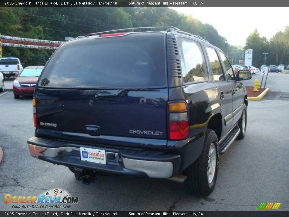 2005 Chevrolet Tahoe LT 4x4 Dark Blue Metallic / Tan/Neutral Photo #4