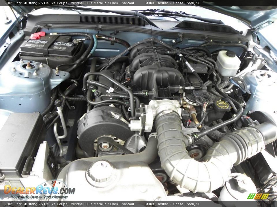 2005 Ford Mustang V6 Deluxe Coupe Windveil Blue Metallic / Dark Charcoal Photo #15